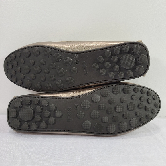 Ecco Gold Leather Loafers - Picture 3 of 7